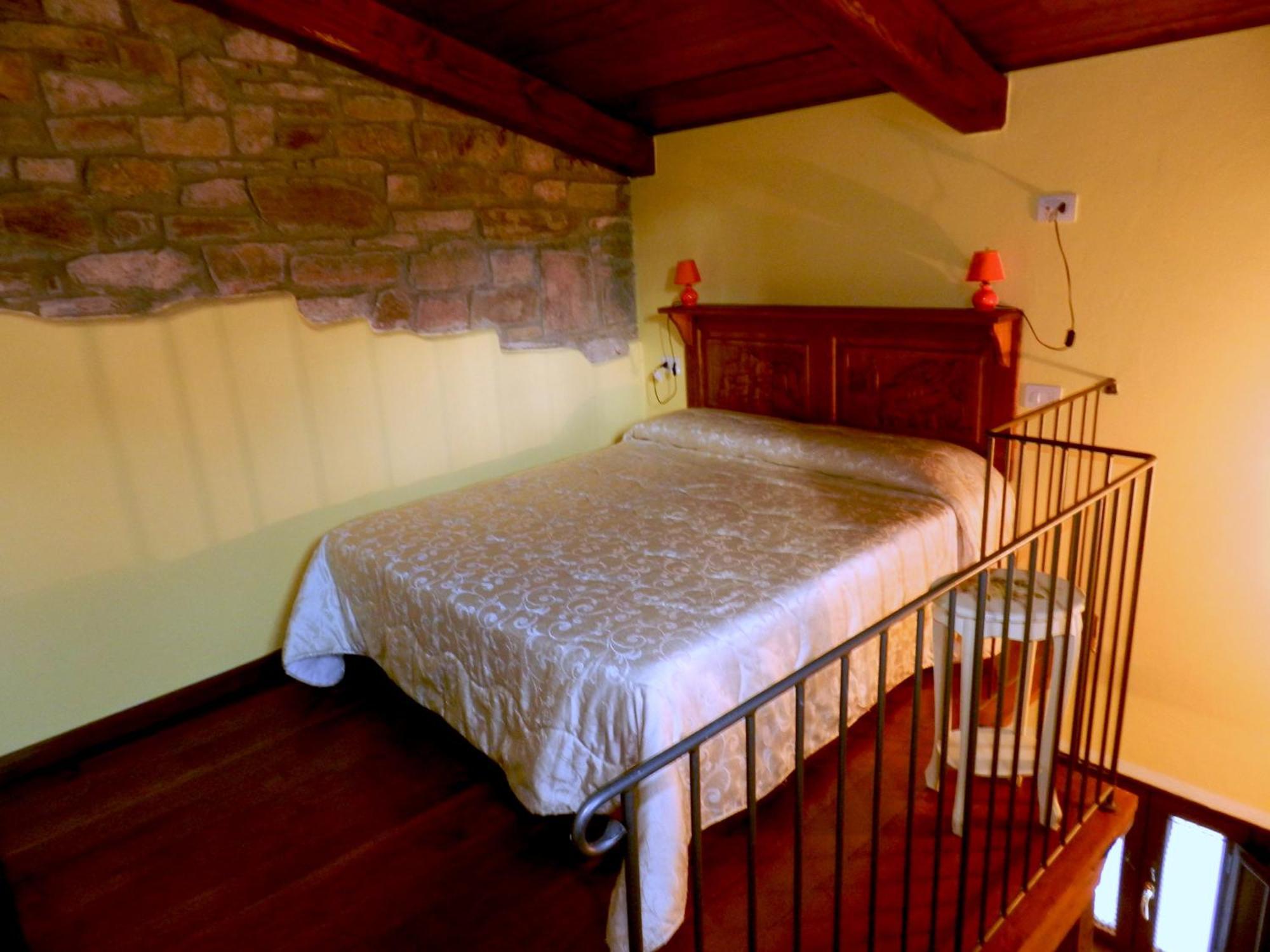 Agriturismo Vezzano Chiusi della Verna Kamer foto